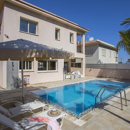 Michelle 10 Villa โปรทาราส ภายนอก รูปภาพ