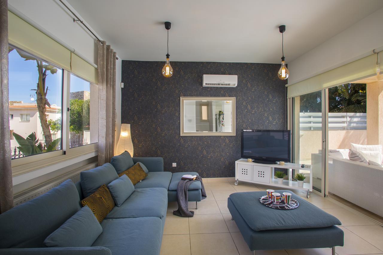 Michelle 10 Villa โปรทาราส ภายนอก รูปภาพ